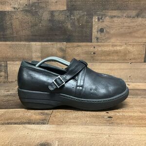 Abeo Black Leather Clogs with Strap